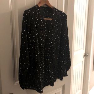 Boutique blouse black poly with white hearts